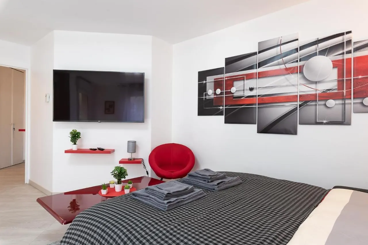 Le Stella - Hypercentre Garage Gratuit Wifi Netflix Amazon Prime Proche Parc Tete D'Or Apartment Villeurbanne